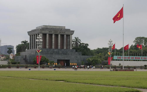 lăng b&aacute;c hồ h&agrave; nội