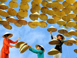 Những món quà lưu niệm Việt Nam
