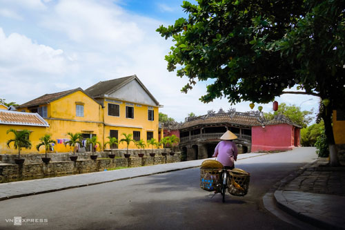 hội an y&ecirc;n ắng ng&agrave;y dịch 2